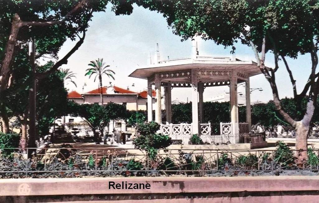 Relizane - Kiosque 04.jpg